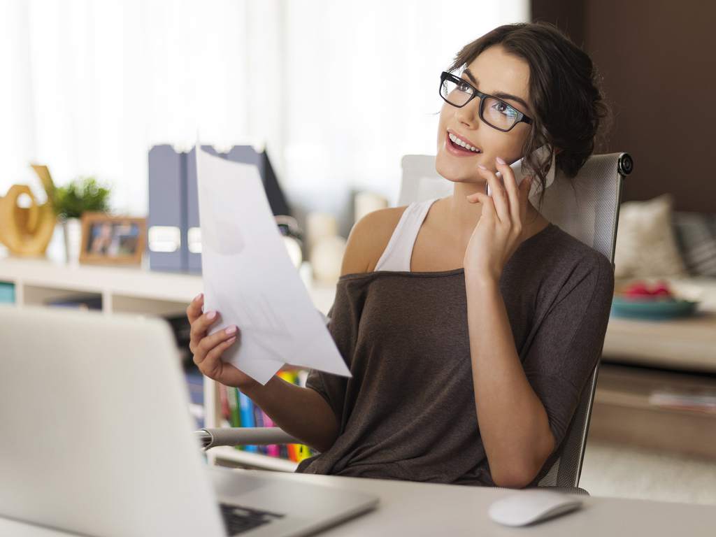 Buscar-trabajo-por-internet-a-traves-de-una-red-social